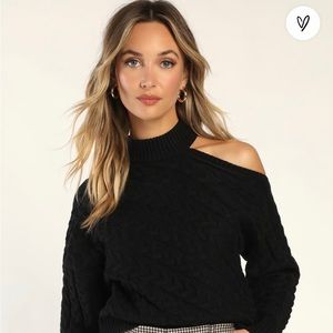 Lulu’s mock neck sweater